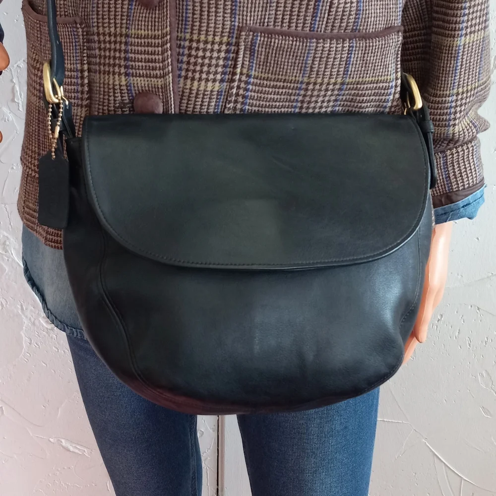 Coach Classics Collection: The Carlton Flap Bag In Black